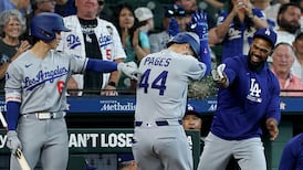 MLB: Dodgers 12, Astros 2