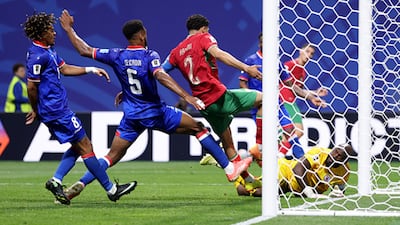 Hakimi evens the score for Morocco